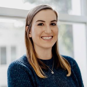 Meet your Posher, Courtney